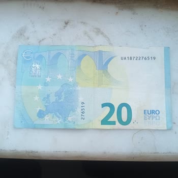 Eskişehir Döviz Kendi Verdikleri Yırtık Dövizi Kabul Etmedi
