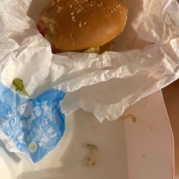 Burger King Hamburgerinde Kemik Bulunması Ve Tam İade Talebi