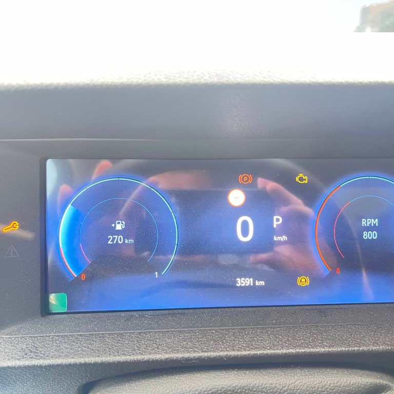 Motor Arıza Işığı Sürekli Yanıyor Ve Araç Uzun Süre Serviste Bekliyor