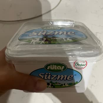 Sütaş Süzme Peynir Ambalajı Şişti: Gıda Güvenliği Endişesi