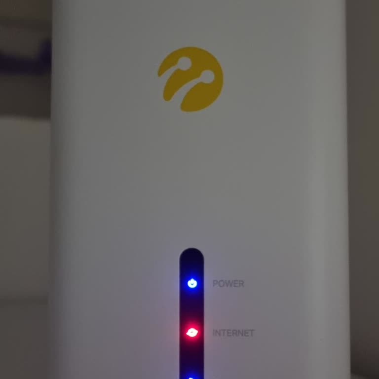 Superonline İnternet Kesintisi İçin Ücret İadesi Ve Acil Çözüm Talebi