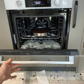 Beko Ankastre Fırın Camı Patladı, Çocuk Güvenliği Tehdit Altında