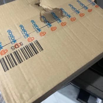 Islak Ve Yırtık Koliyle Gelen Ürünlerde Hijyen Endişesi