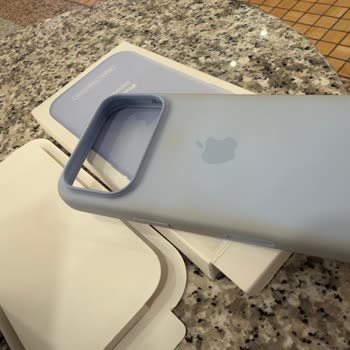 Media Markt Apple Iphone 18 Pro Silikon Kılıfta Renk Değişimi Ve Kullanıcı Hatası İddiasının Reddi