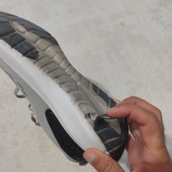 Garanti Kapsamı Olmayan Ayakkabı Sorunu: Decathlon Mağaza Personelinin Bilgisiz Tavrı