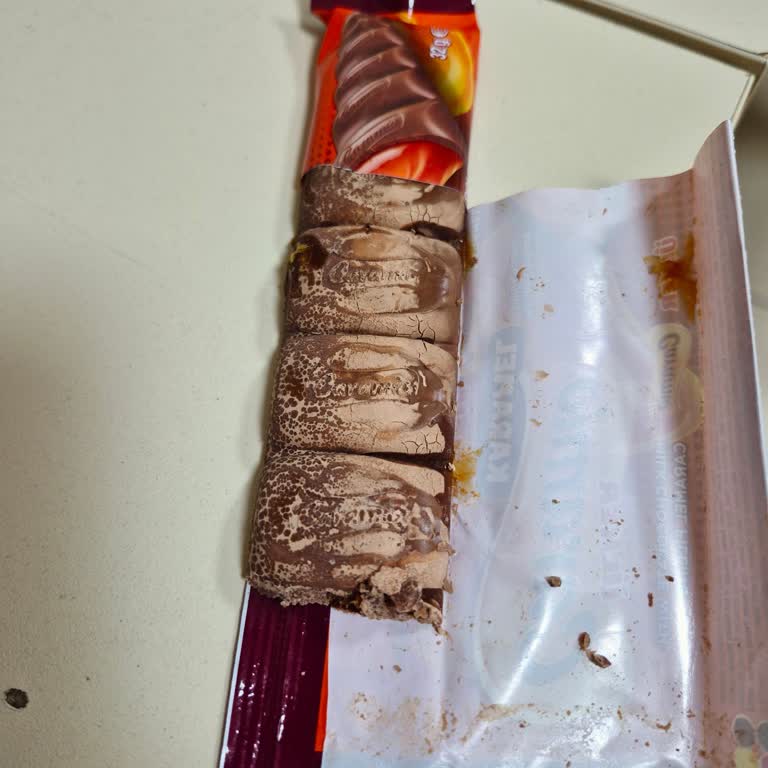 Ülker Caramio Ürünün Bozuk Görünümü Ve Bayat Tadına Dair İade Talebi