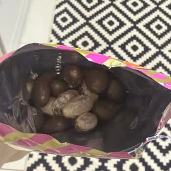Kahve Dünyası Bonbon Çikolata Bozuldu: İade Ve Değişim Talebi