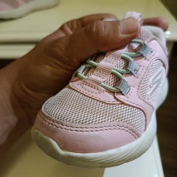 Skechers Çocuk Ayakkabısında Erken Burun Soyulması Üretim Hatası İddiası