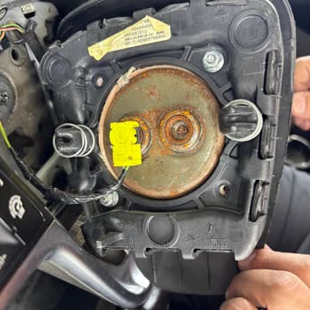 Ticaret Bakanlığı Hayati Güvenlik Sorunu: Airbag Arızaları Gizlendi, Yanıltıcı Ekspertiz Raporu