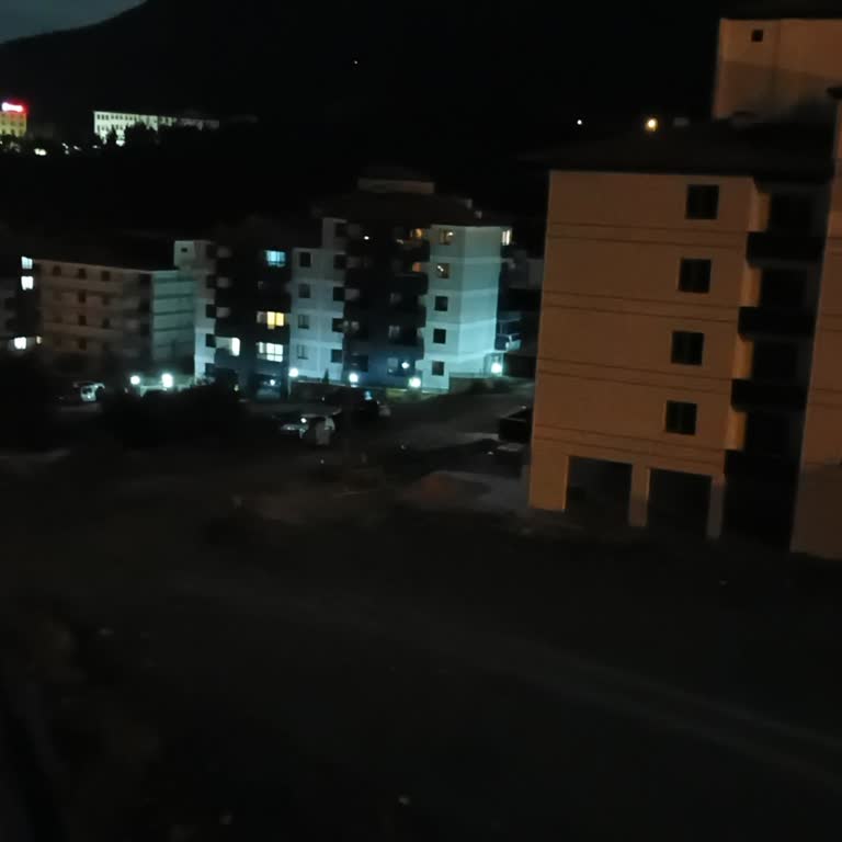 Mahalle Güvenliğini Tehlikeye Atan Sokak Lambaları Açılmıyor