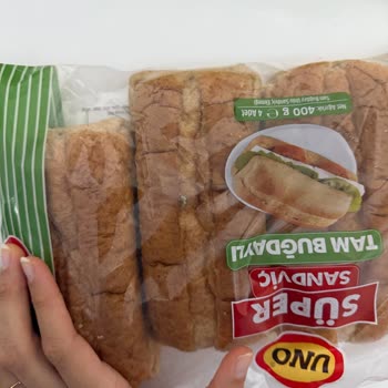 Migros Akyaka AVM Şubesinde Küflü UNO Tam Buğday Ekmeği Satışı Kabul Edilemez