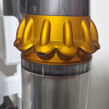 Dyson Süpürge Motor Bölümündeki Boya Dökülmesi İçin Çözüm Talebi