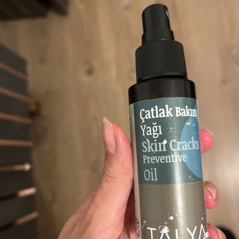 Hamilelikte Çatlak Bakım Yağı Kullanımının Şiddetli Alerjik Reaksiyonu
