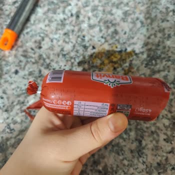 Banvit Jelatinli Sucuktan Kırmızı Yağ Çıktı, Sağlık Endişesi Ve İade Talebi