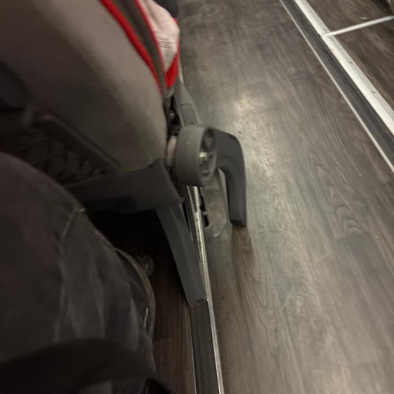 Metro Turizm Otobüsünde Çift Satılan Koltuk Ve Zorla Yer Değiştirme