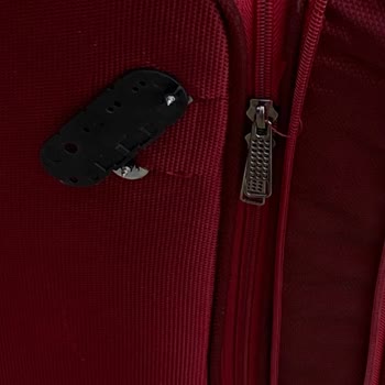 Hamburg İstanbul Uçuşunda Valizim Kırıldı Ve Ciddi Hasar Gördü
