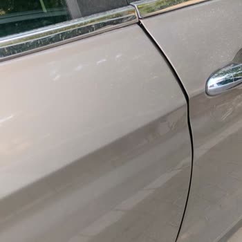 Allianz Sigorta Servisin Dikkatsizliği Ve Alaycı Tutumu Nedeniyle Araç Hasar Görerek Teslim Edildi