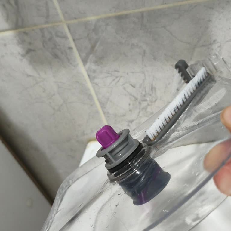 Parex Wondero Temizlik Kovası Şeffaf Kapağı Sıcak Su Sonrası Yamuldu