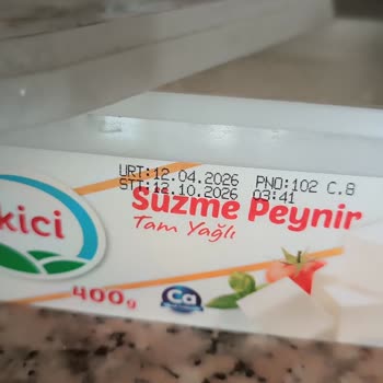 Tarih Geçmemiş Süzme Peynirinde Küflenme Görülmesi Sağlık Korkusu Ve Güven Kaybı
