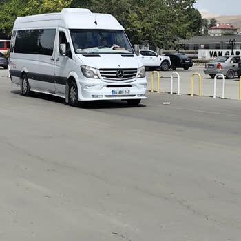 Van’da Korsan Taksi Ve Seyahat Acenteleri Nedeniyle Taksi Esnafı Mağdur