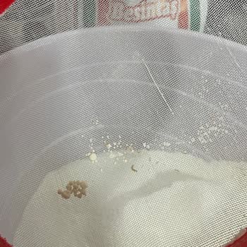 Besintaş Ununda Canlı Kurtçuk Ve Yabancı Madde Bulunması