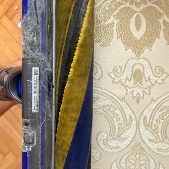 Dyson V15 Köpek Tüyleriyle Kilitleyen Başlık Sorunu