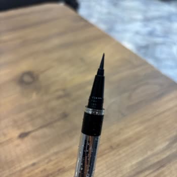 Gratis Mağazasında Boş Eyeliner İçin İade Ve Değişim Talebi