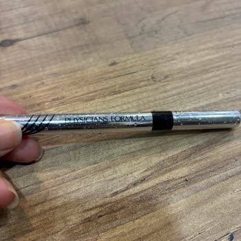 Gratis Mağazasında Boş Eyeliner İçin İade Ve Değişim Talebi