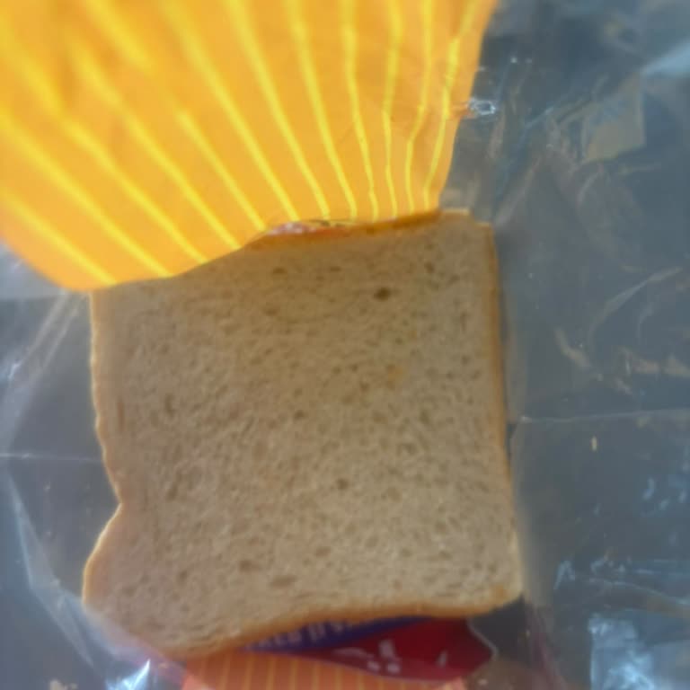 UNO Tost Ekmeğinde Kıl Varlığı Hijyen Şikayeti