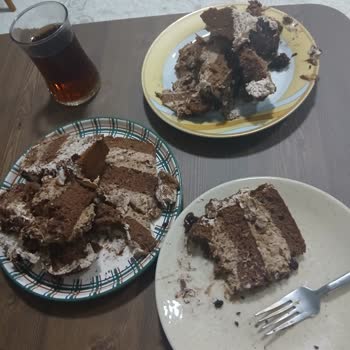 Özgelinkaya Pastanesi Ekşimiş Bozuk Ürün