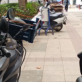 Orhangazi’da Engelliler İçin Kaldırımlar Motosiklet Ve Scooterlarla İşgal Ediliyor