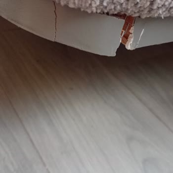 Kırık Koltuk Takımı Ve Verilen Değişim Sözünün İhlali