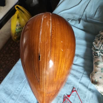 Aras Kargo'dan Gelen Saz Gövdesi Kırıldı