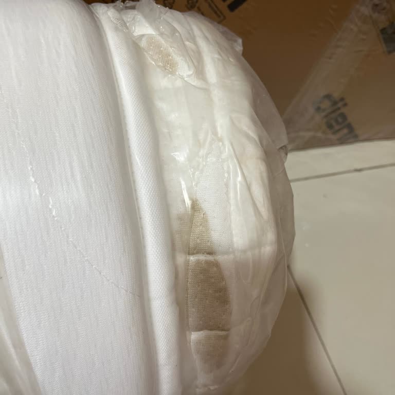 Kapıya Teslim Edilmeyen Kargo Ve Ayıplı Baza Başlığına Şikayet