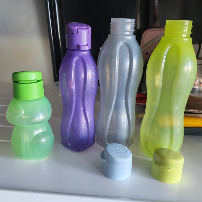 Tupperware Su Şişelerinde Koku Ve Tat Değişikliği Şikayeti