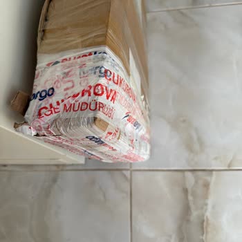 Dolabım Sürat Kargo’da Hasarlı Teslim Edildi, Acil İade İstiyorum