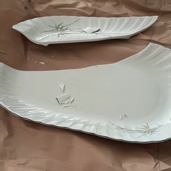 Fiyatı Keyfi Olarak Artıran Ve Eşyaları Zarar Gösteren Nakliye Firması