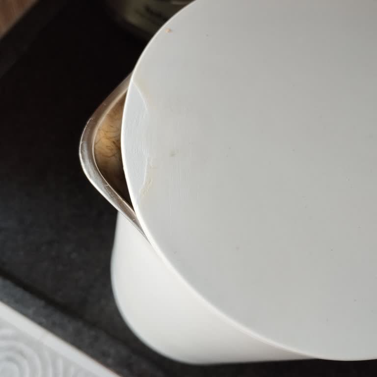 Kapağı Eridi Ve Deforme Olan Xiaomi Su Isıtıcısı Güvenlik Riski