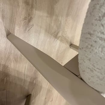 Sandalye Takımında Tekrarlanan Arızalar Ve Çözülmeyen Servis