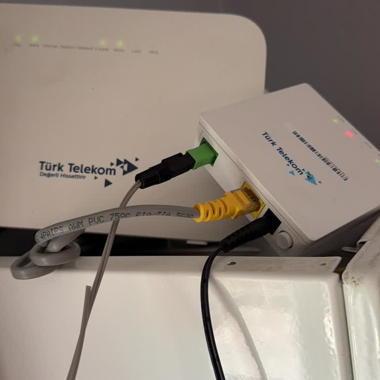 Fiber Arızası Ve Abonelik Sorunu İnterneti Kesiyor
