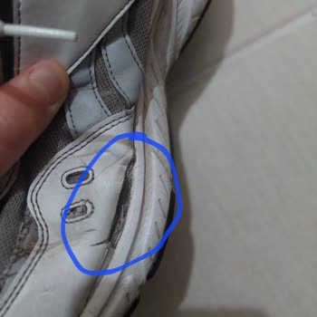 Reebok Beyaz Ayakkabının Erken Aşınması Ve Garanti Redi
