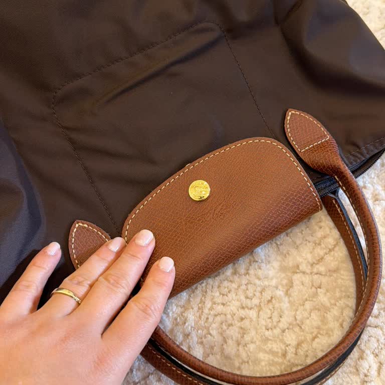 Longchamp Mocha Çanta Renk Yanlışlığı Ve Cevapsız Müşteri Hizmetleri