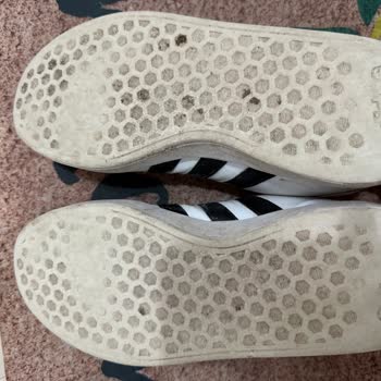 Adidas Spor Ayakkabısında Üretim Kusuru Ve Garanti Değişim Talebi