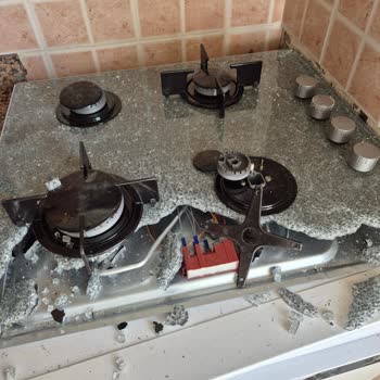 Arçelik Patlayan Cam Ocak Güvenlik Tehlikesi Ve Ücretsiz Metal Değişim Talebi