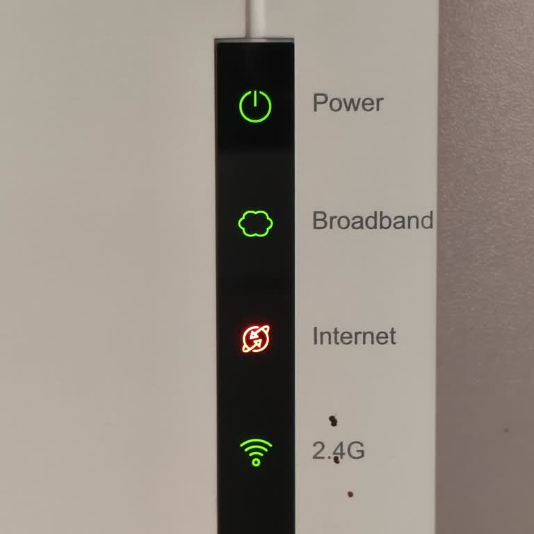 Superonline Modemde Kırmızı Işık, İnternet Kesintisi Acil Çözüm Bekliyor