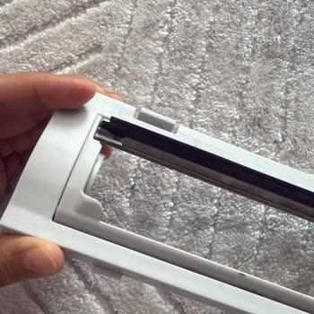 Üç Kez Alt Kapak Kırıldı, Garanti Kapsamında Ücretsiz Değişim Talebi