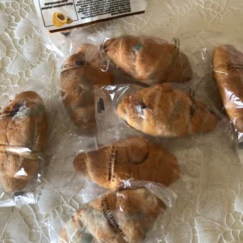 Şok Market’te UNO Kruvasanı Küflü Çıktı: Sağlık Endişesi Ve İade Talebi