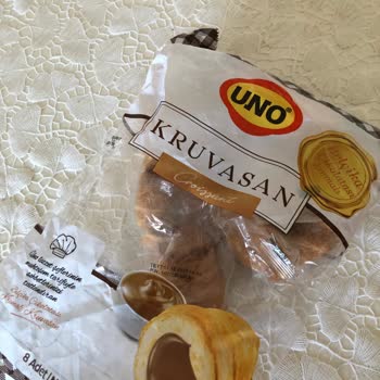 Şok Market’te UNO Kruvasanı Küflü Çıktı: Sağlık Endişesi Ve İade Talebi