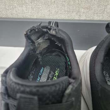 3.800 TL'lik Skechers Ayakkabım Altı Ayda Yırtıldı, Değişim Ve İade Talebim