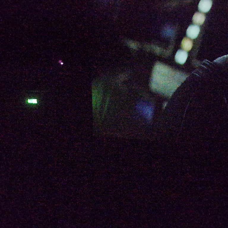 Cinemarine'de Avengers İzleme Sırasında Perde Ve Projeksiyon Sorunları Ve Personel İlgisizliği